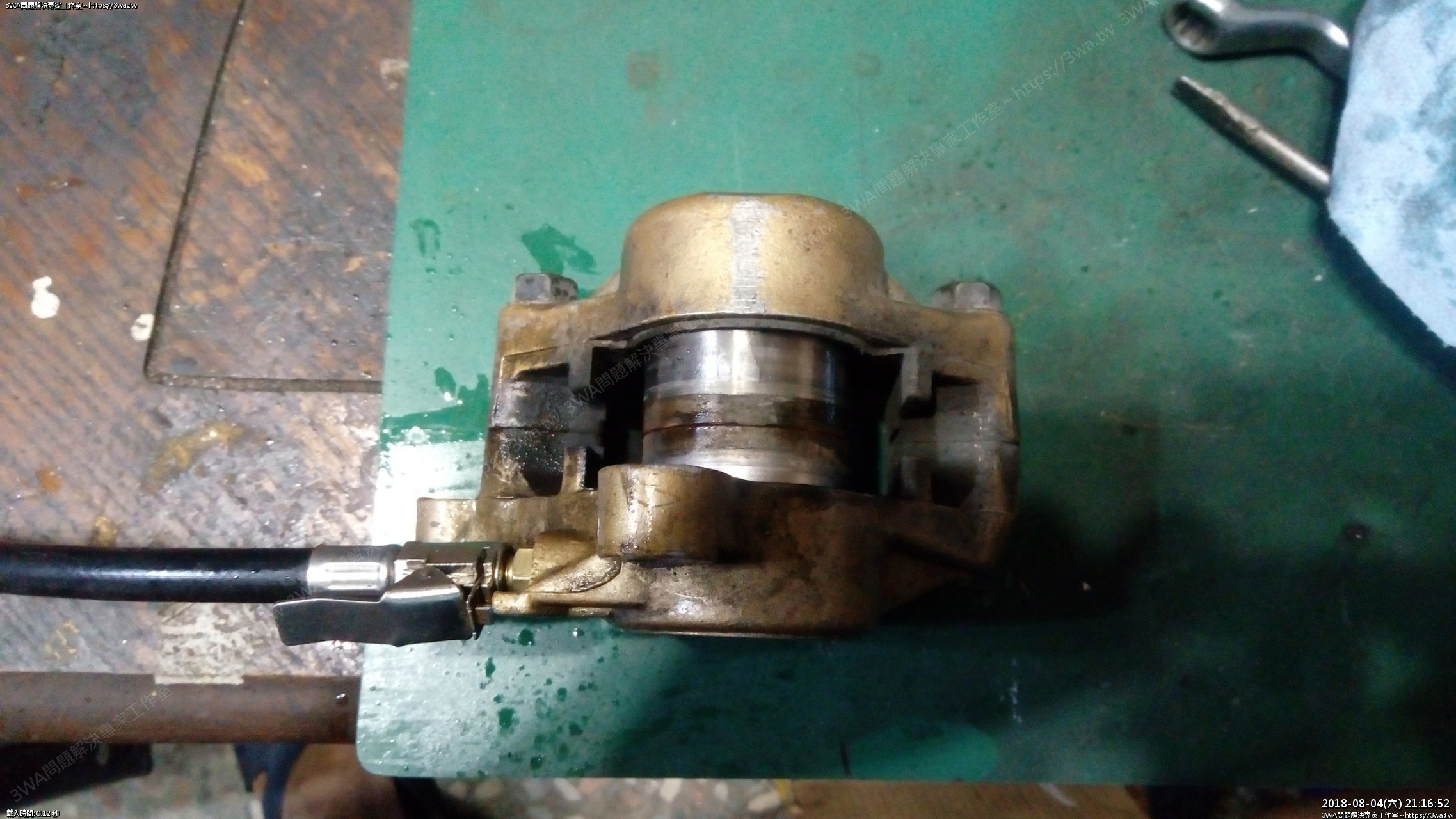 //demo.3wa.tw/photo/small.php?w_size=1280&compassion=95&file_name=users/shadow/1533394238.jpg&rotate=90