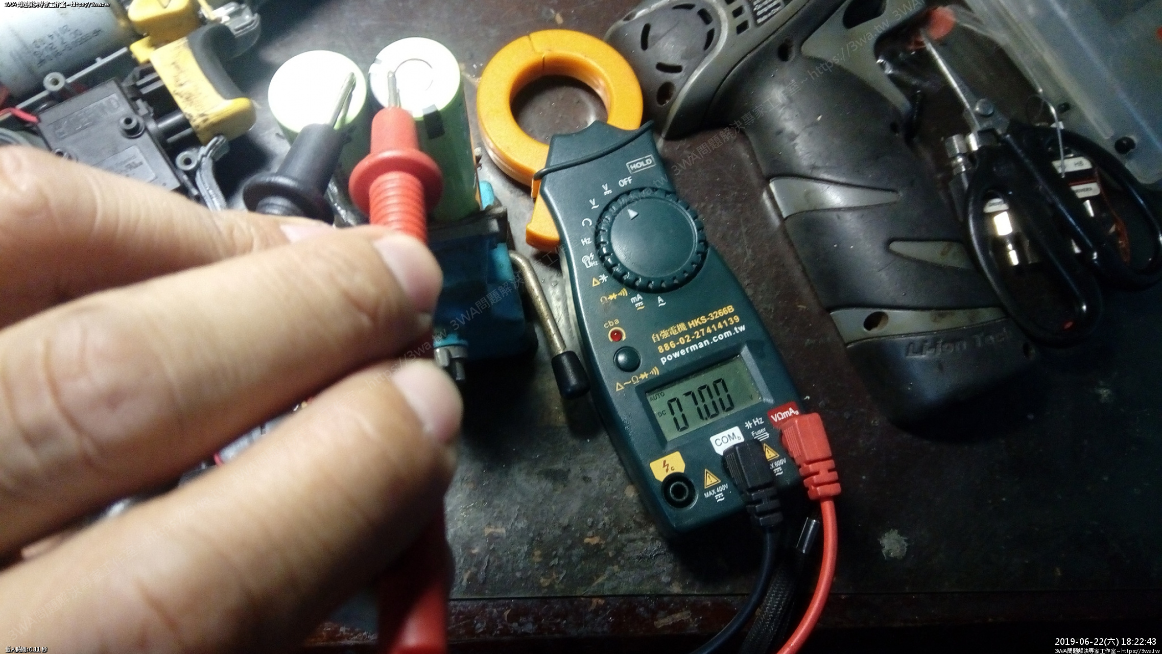 //demo.3wa.tw/photo/small.php?w_size=1280&compassion=95&file_name=users/shadow/1561200387.jpg&rotate=90