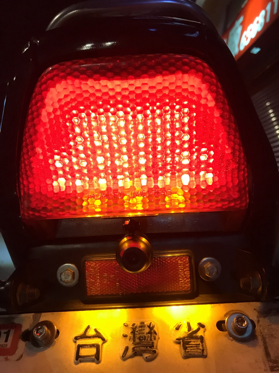 //demo.3wa.tw/photo/small.php?w_size=1280&compassion=95&file_name=users/shadow/1767380543_1.jpg&rotate=270&n&nod